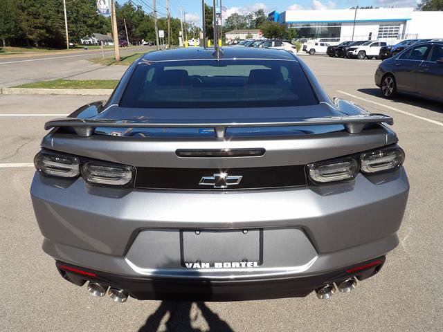 Certified 2024 Chevrolet Camaro SS RWD image 4