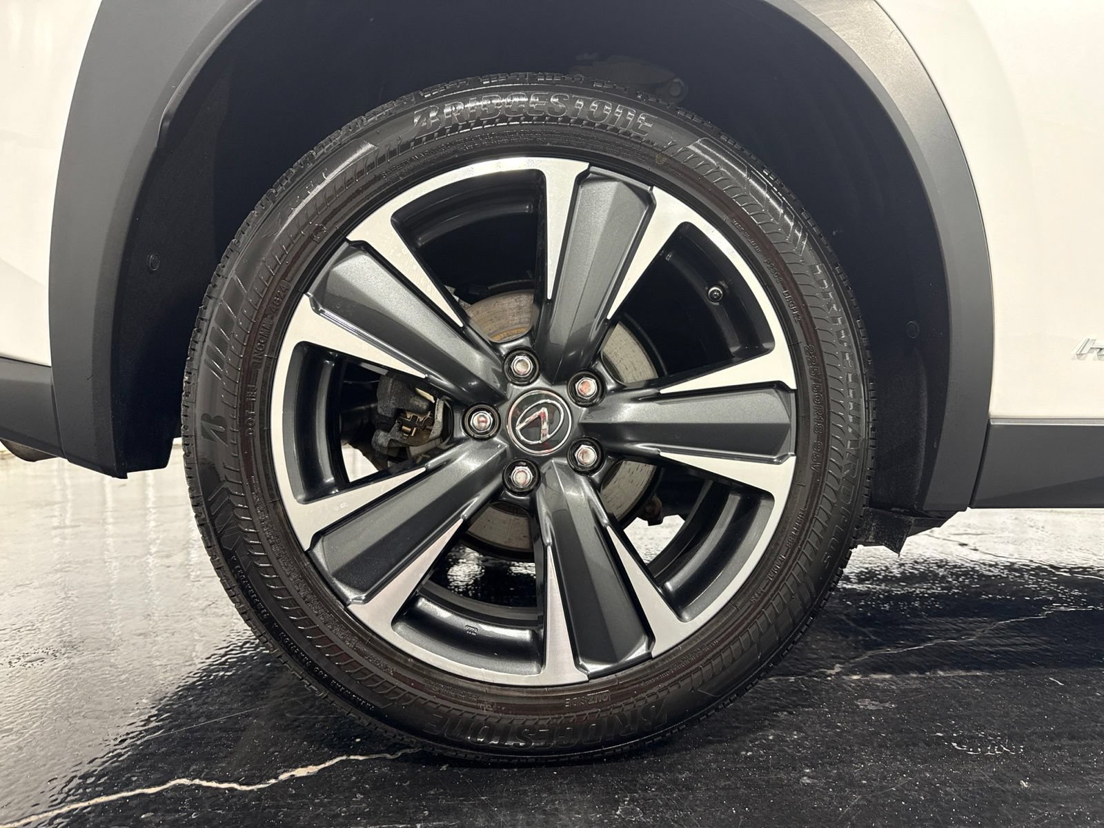 Used 2020 Lexus UX 250h w/ Premium Package AWD/4WD image 10