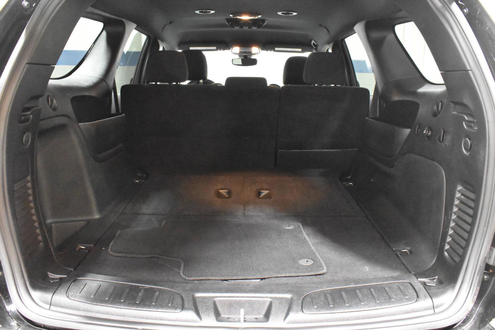 Used 2024 Dodge Durango SXT image 24