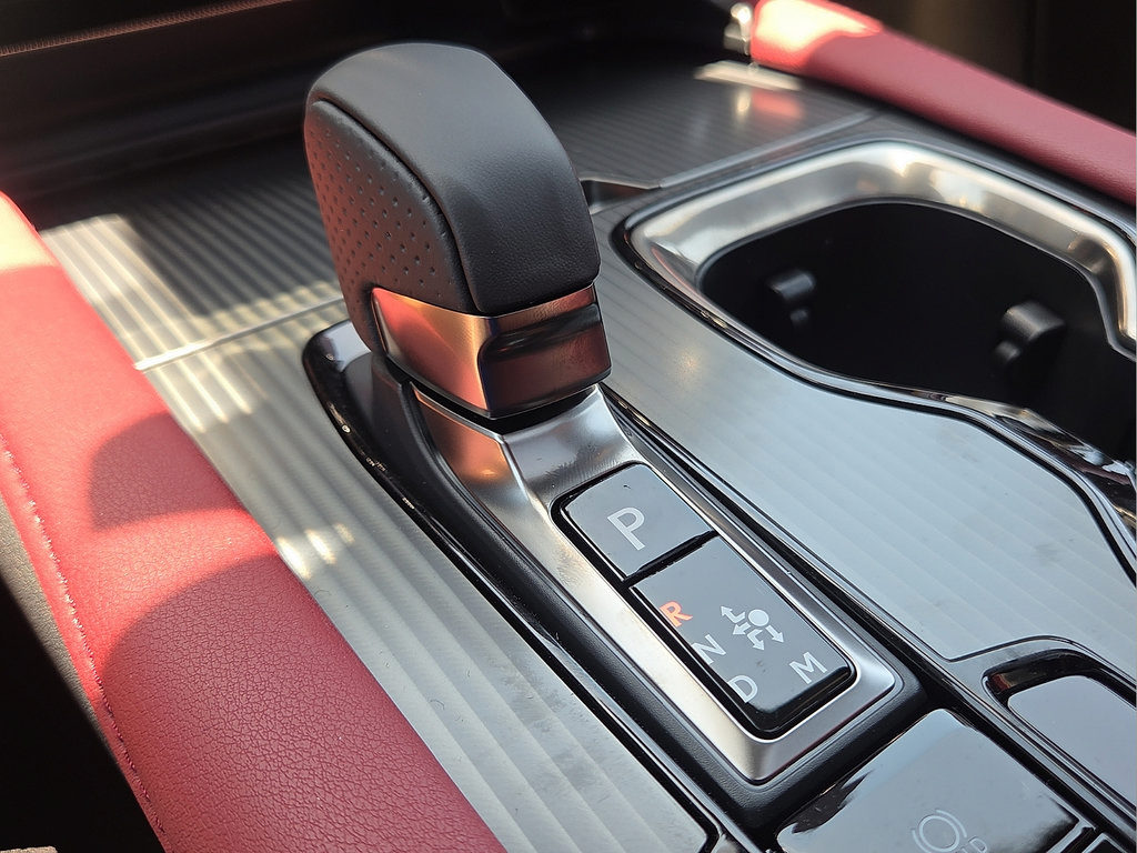 New 2026 Lexus RX 500h F Sport AWD/4WD image 26