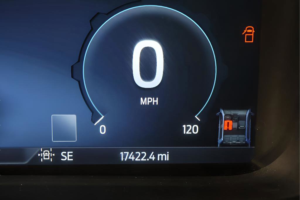Used 2025 Ford F150 Lightning Lariat AWD/4WD image 17