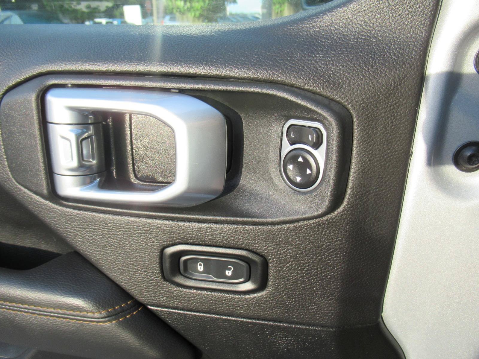 Certified 2023 Jeep Wrangler Unlimited Sahara AWD/4WD image 22