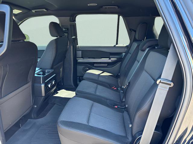Used 2021 Ford Expedition XLT AWD/4WD image 5