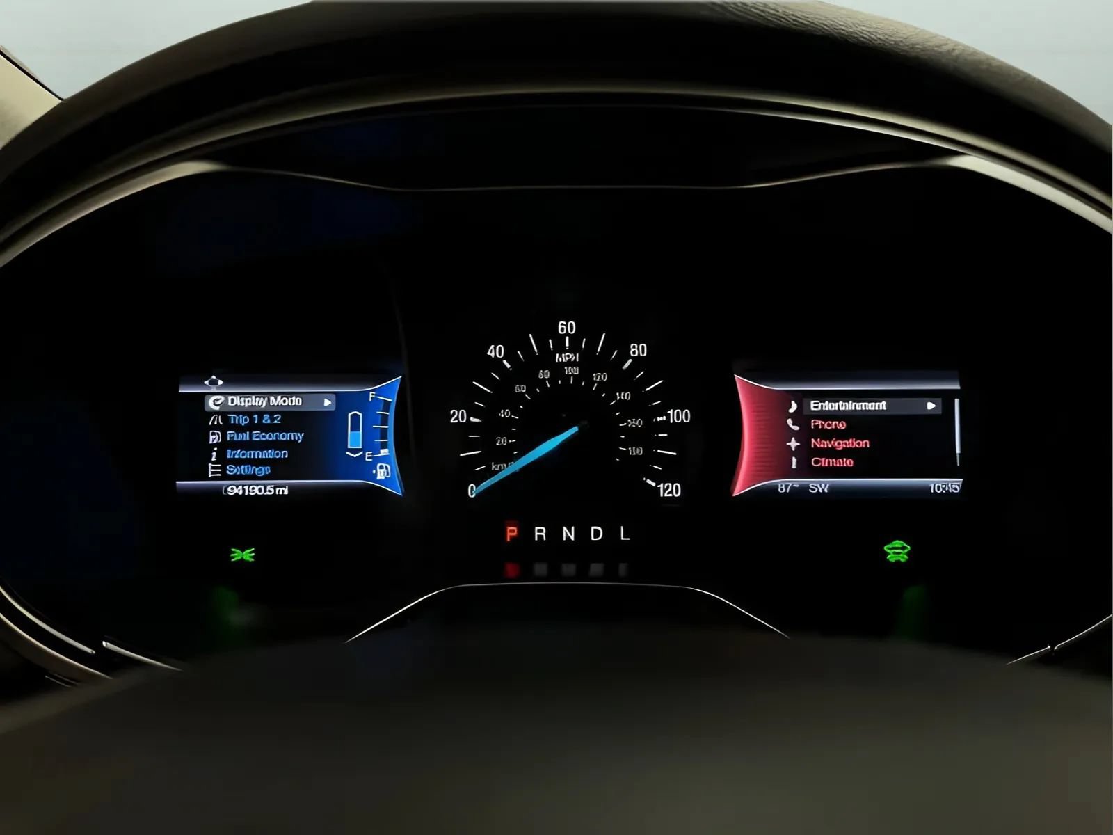 Used 2013 Ford Fusion Energi SE w/ Driver Assist Pkg FWD image 18
