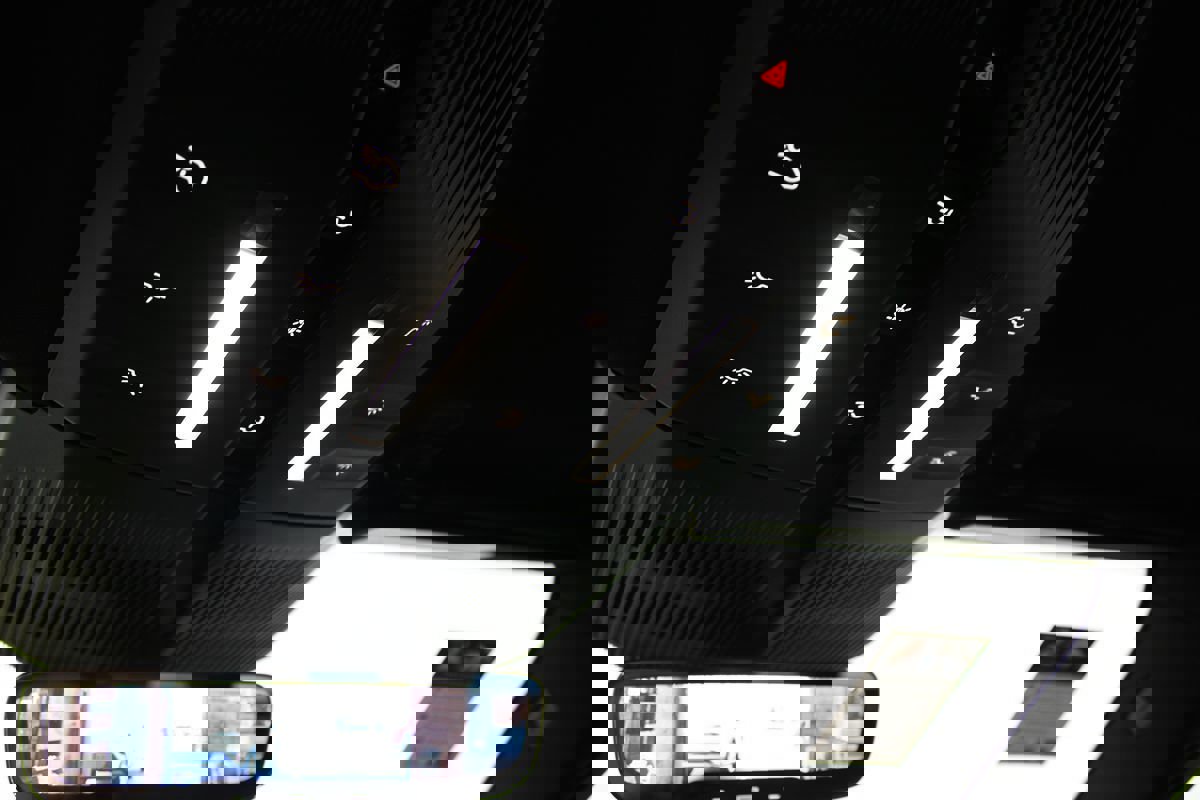 Used 2023 Fisker Ocean Extreme image 31