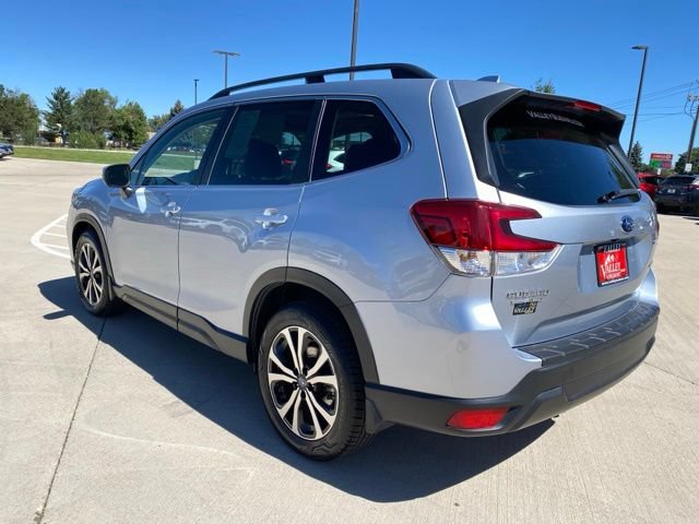 Used 2020 Subaru Forester Limited w/ Popular Package #3 AWD/4WD image 3