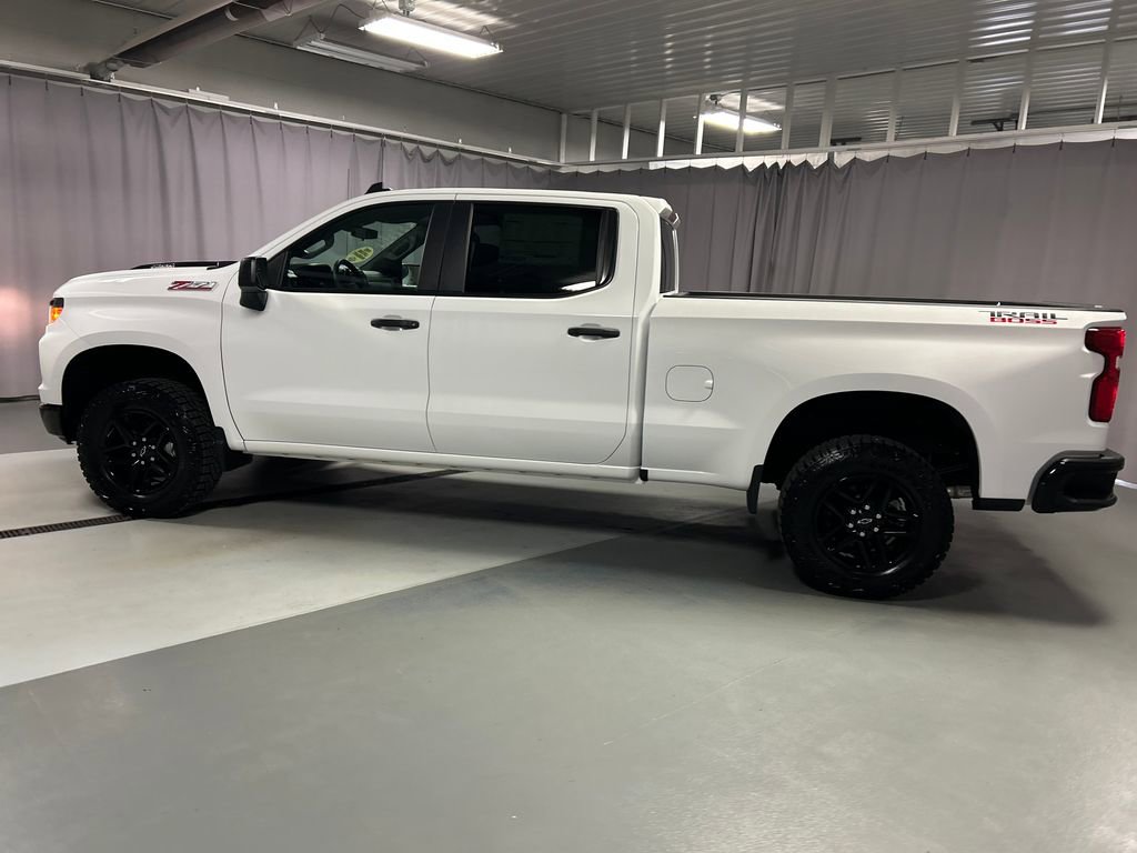 Used 2025 Chevrolet Silverado 1500 Custom Trail Boss image 4