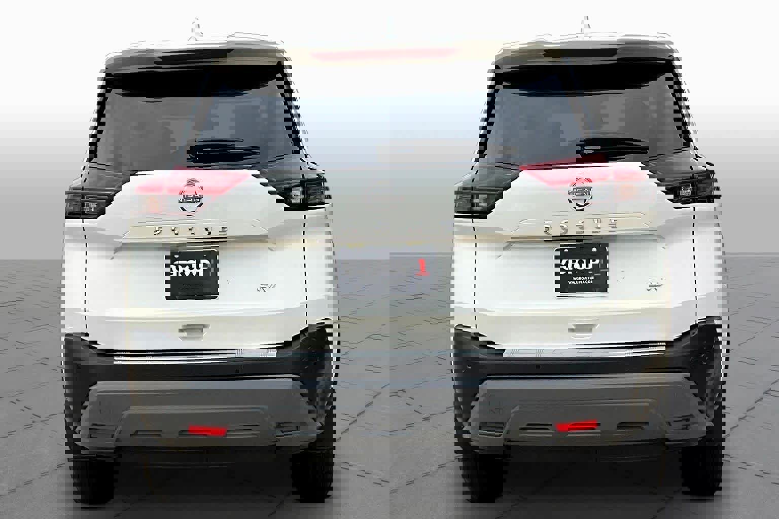 Certified 2023 Nissan Rogue SV FWD image 4