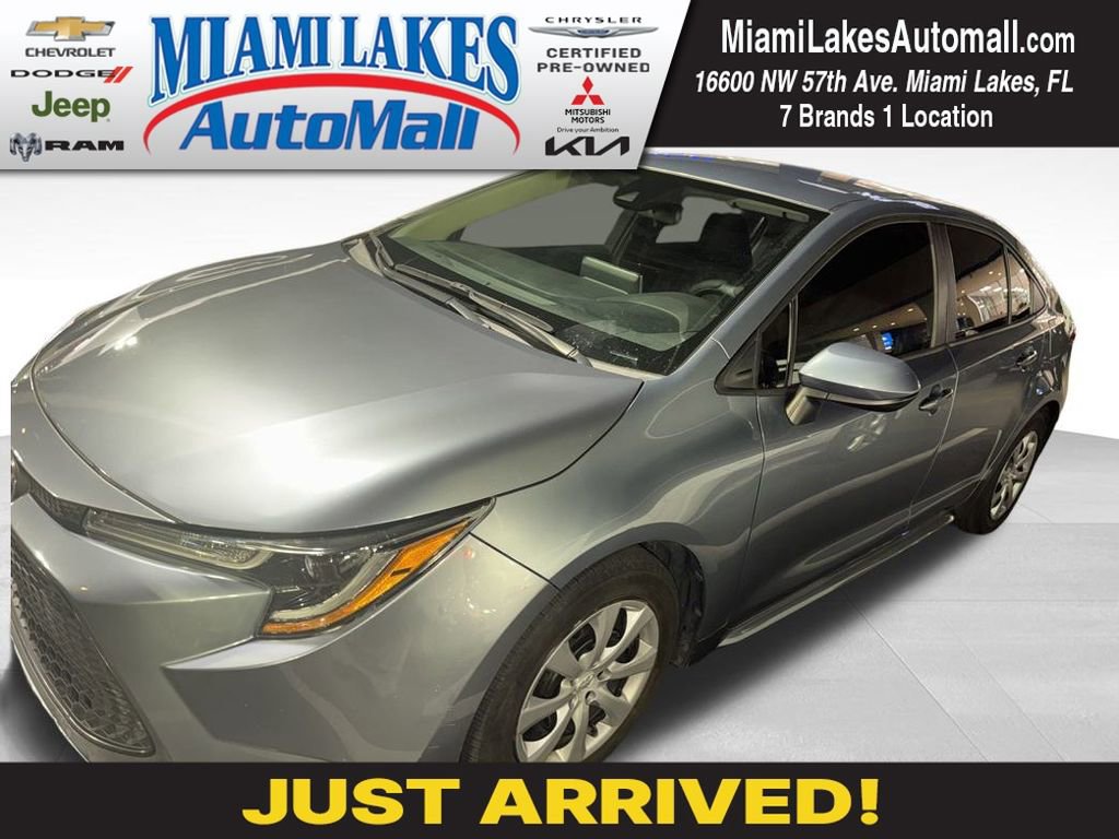 Used 2020 Toyota Corolla LE image 1