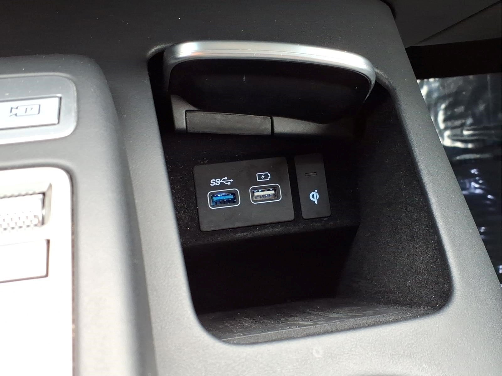 Used 2025 Genesis GV70 2.5T AWD/4WD image 25