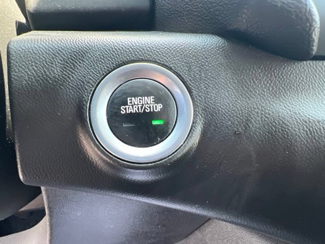 Used 2020 GMC Terrain SLT AWD/4WD image 17