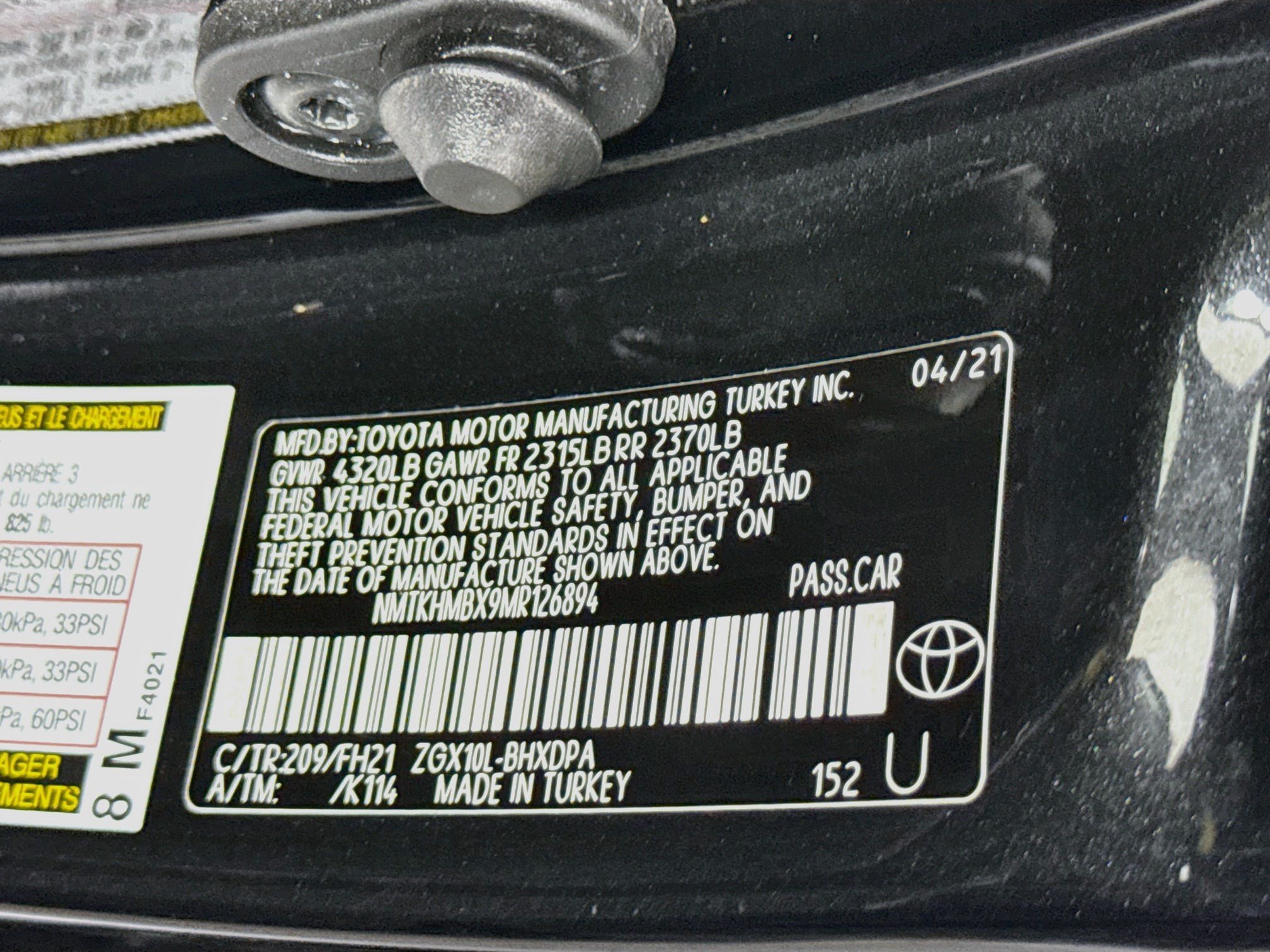 Used 2021 Toyota C-HR LE FWD image 39