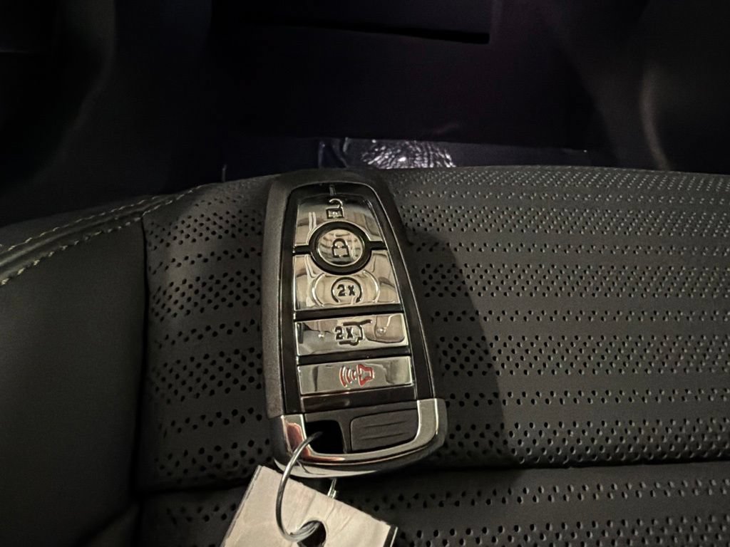 New 2026 Lincoln Nautilus Reserve AWD/4WD image 42