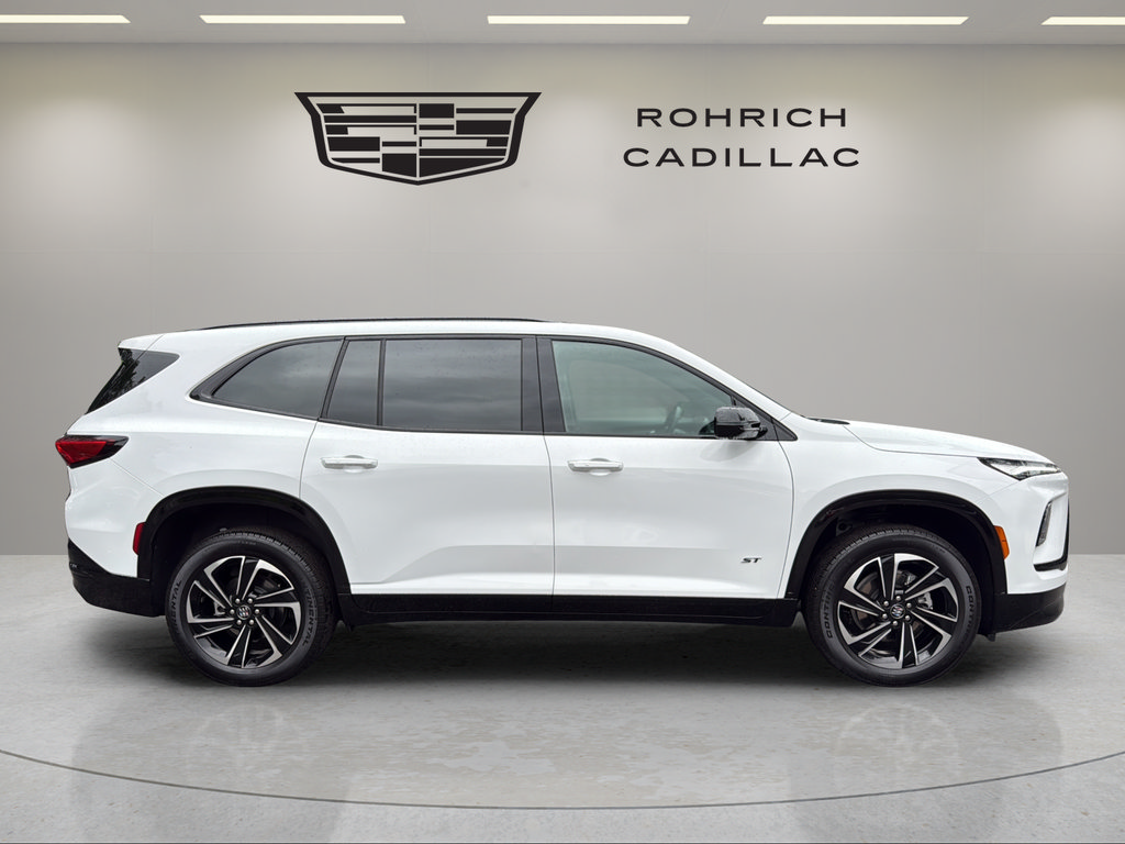 Used 2026 Buick Enclave Sport Touring AWD/4WD image 4
