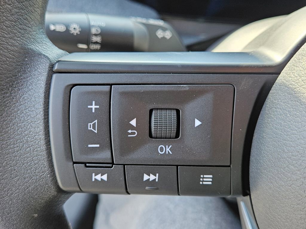 New 2026 Nissan Kicks S image 23