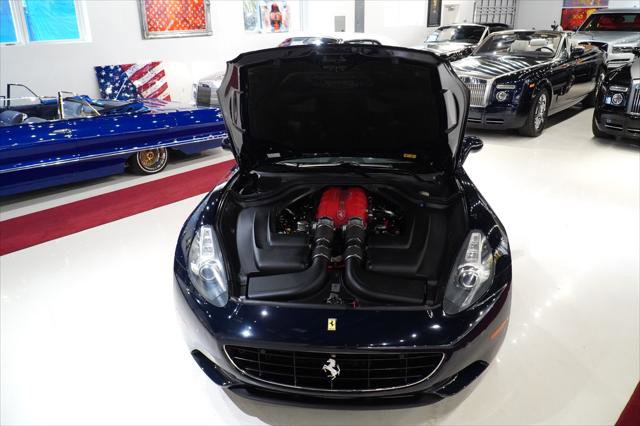 Used 2012 Ferrari California image 19