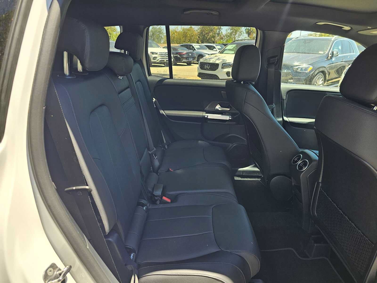 New 2026 Mercedes-Benz GLB 250 image 12