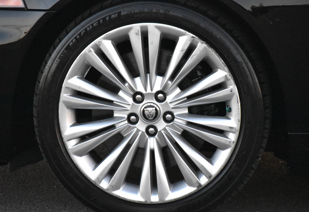 Used 2011 Jaguar XK Coupe image 16