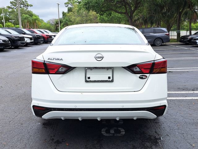Used 2025 Nissan Altima 2.5 S image 5