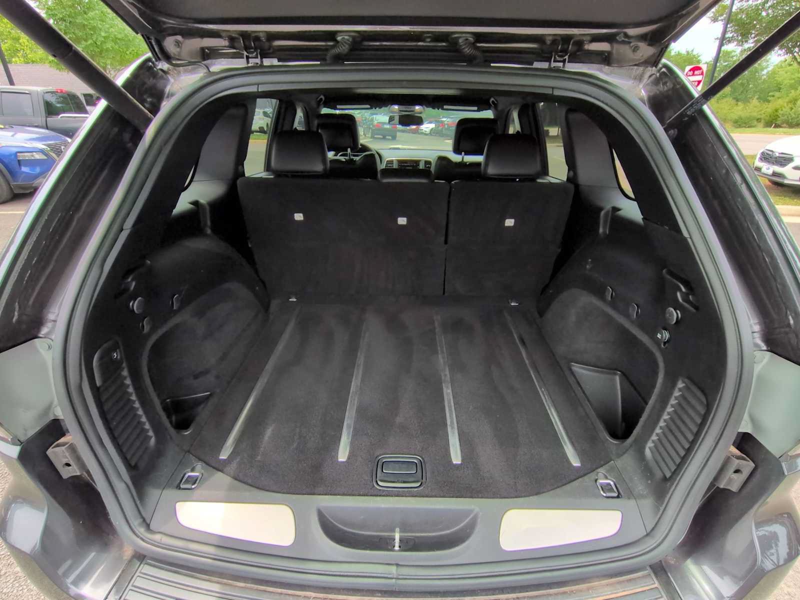 Used 2015 Jeep Grand Cherokee Limited AWD/4WD image 34