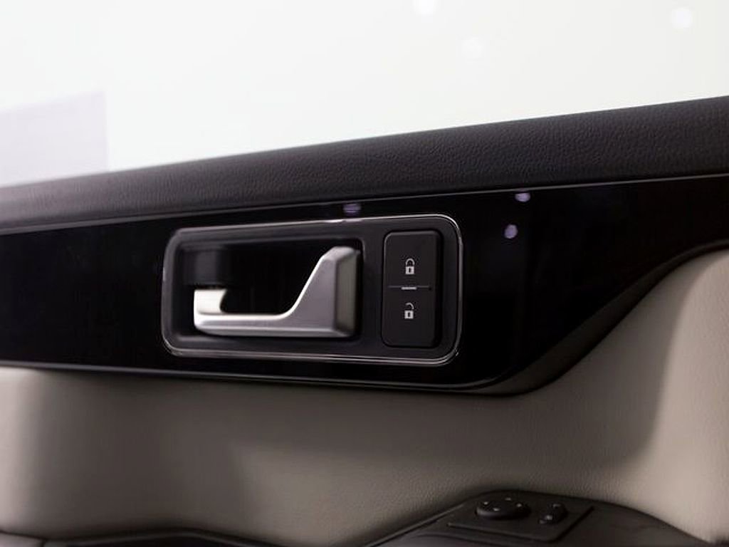 New 2025 INEOS Grenadier Fieldmaster Edition image 11