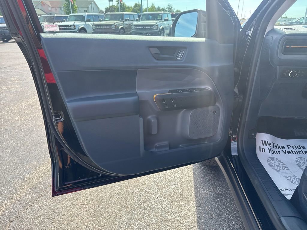 Used 2025 Ford Maverick Tremor AWD/4WD image 6