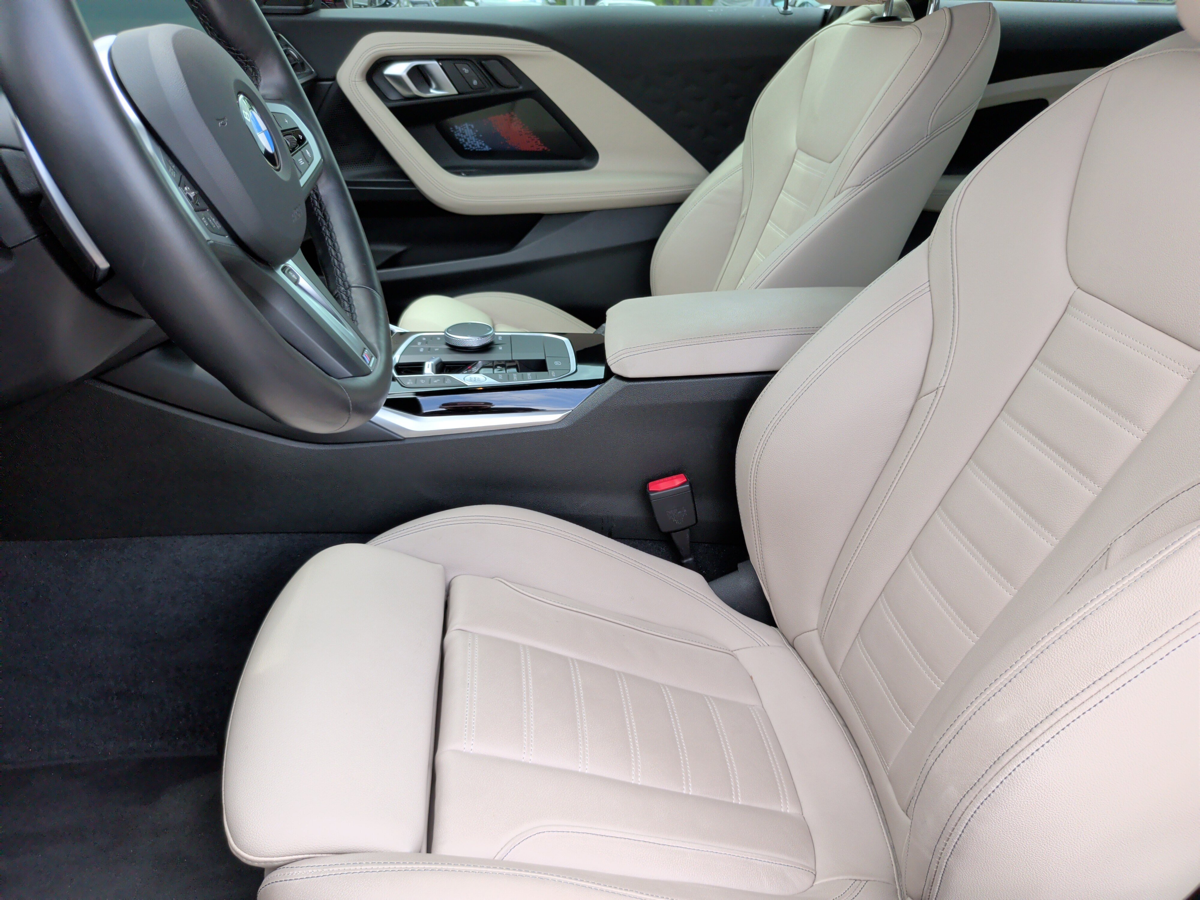 Used 2024 BMW 230i xDrive Coupe w/ Premium Package image 26
