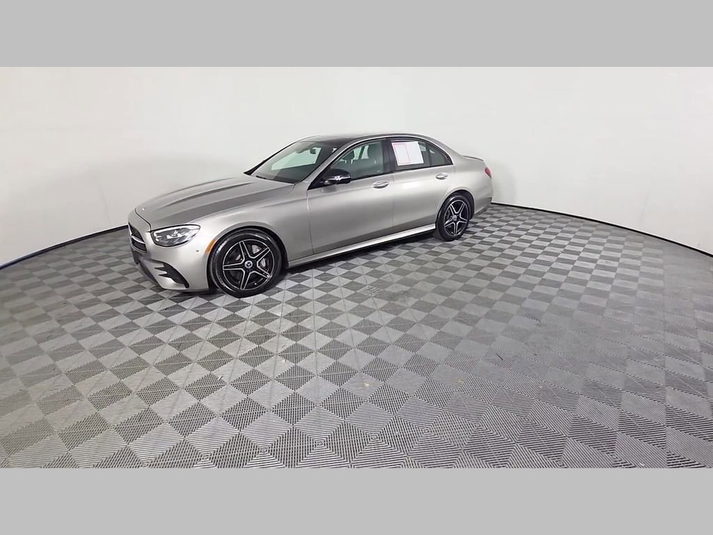 Used 2023 Mercedes-Benz E 350 4MATIC Sedan image 47