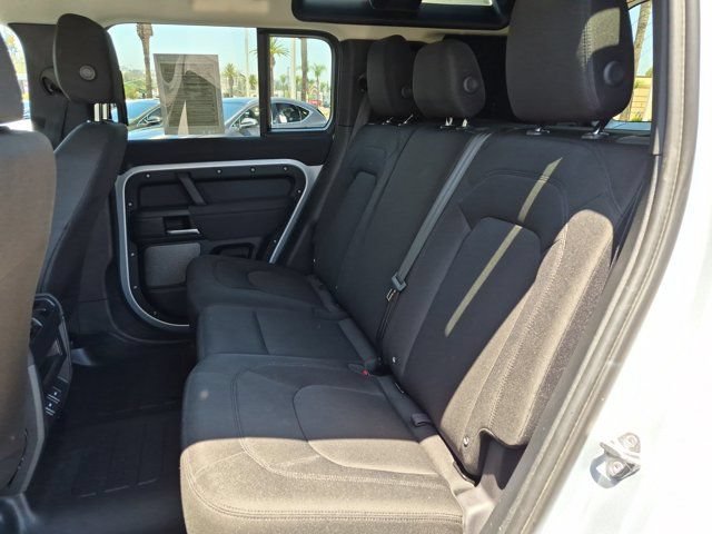 Used 2023 Land Rover Defender 110 AWD/4WD image 26