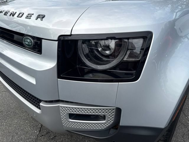 Used 2023 Land Rover Defender 130 SE AWD/4WD image 34