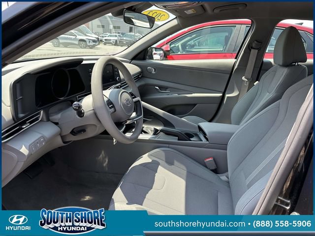 Certified 2023 Hyundai Elantra SE FWD image 19