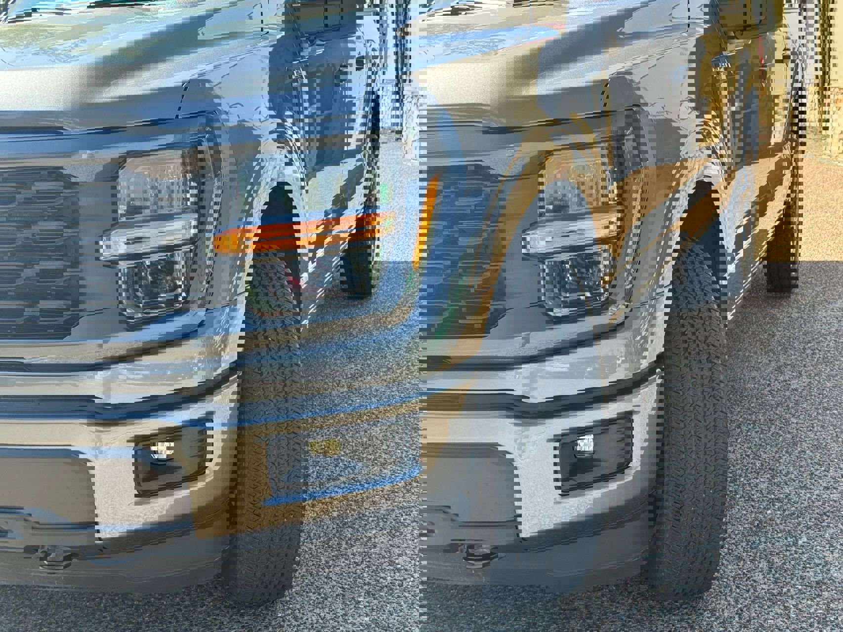 Used 2024 Ford F150 STX AWD/4WD image 3