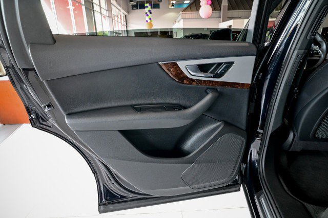 Used 2019 Audi Q7 2.0T Premium w/ Cold Weather Package image 20