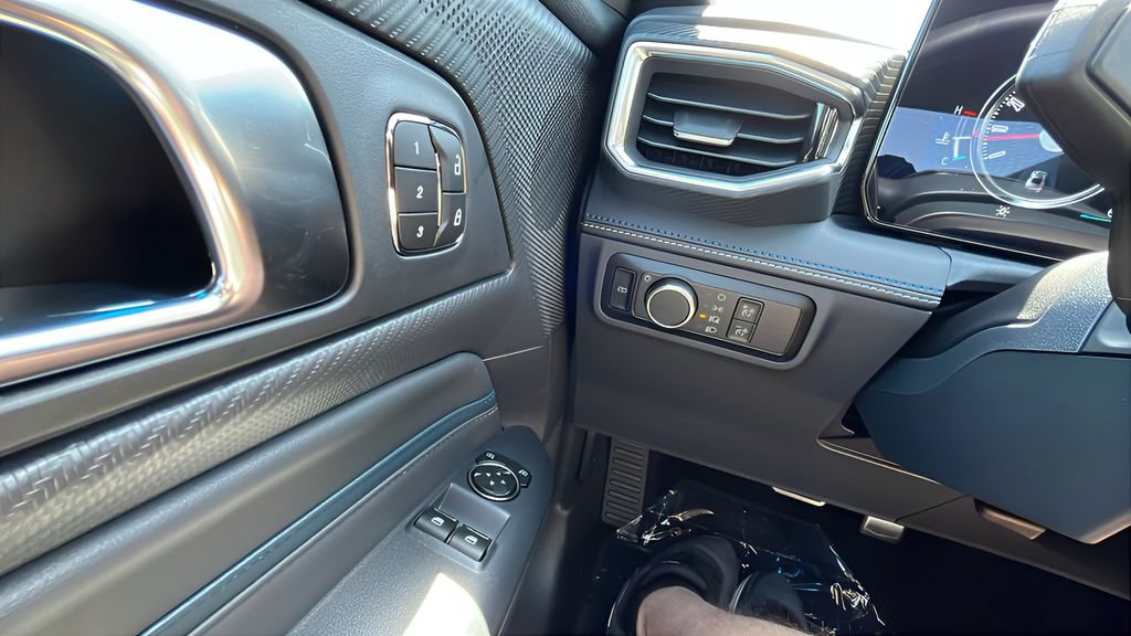 New 2025 Ford Mustang GT Premium RWD image 19
