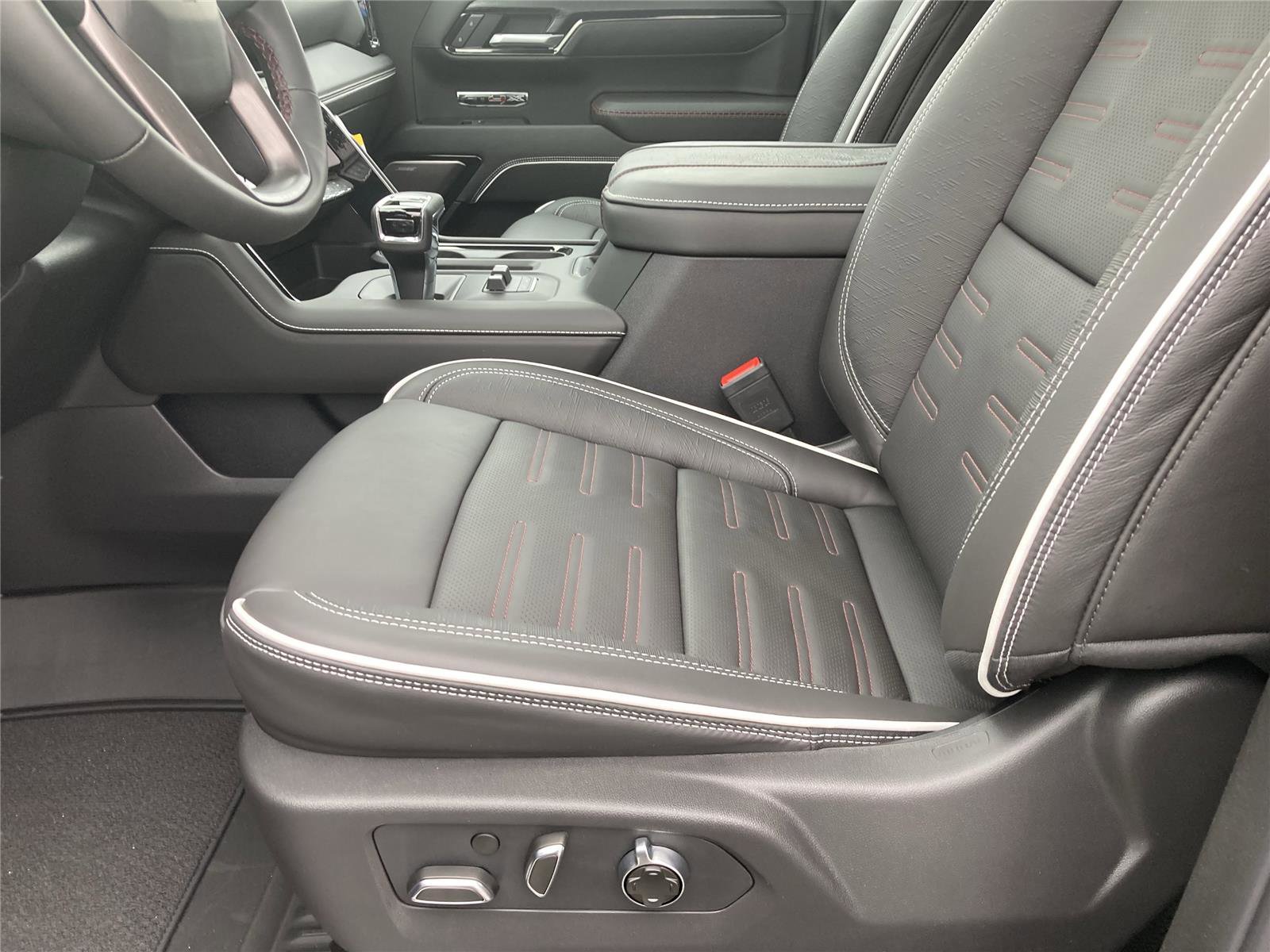 New 2026 GMC Sierra 1500 AT4X image 22