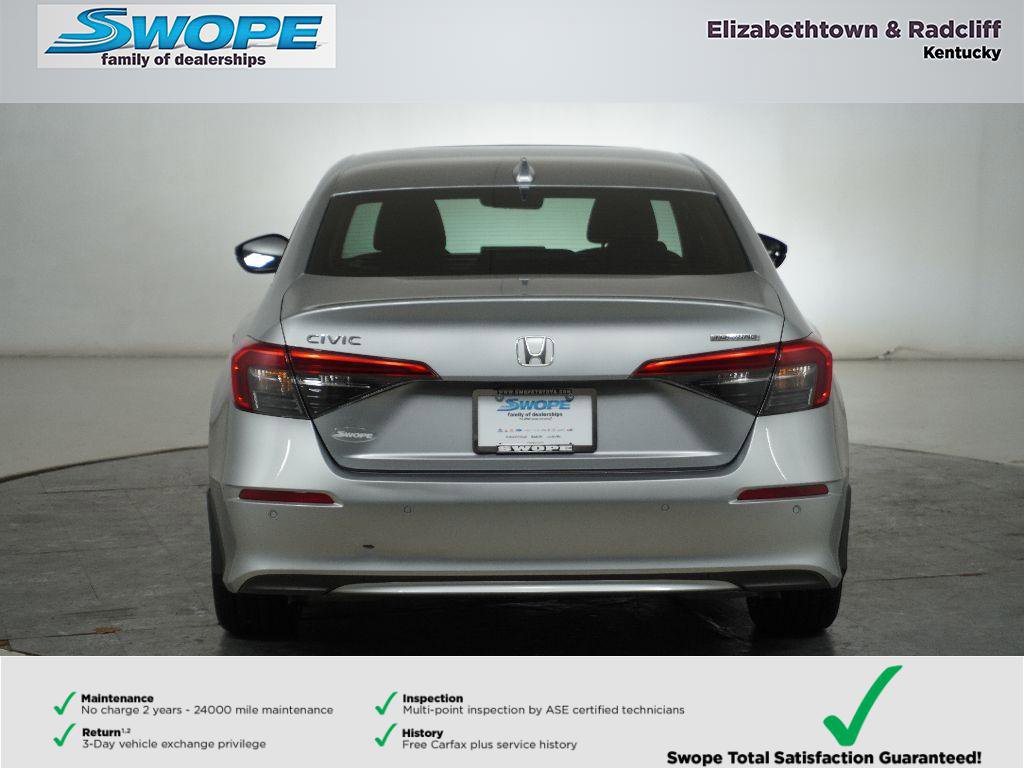 Used 2022 Honda Civic Touring image 4