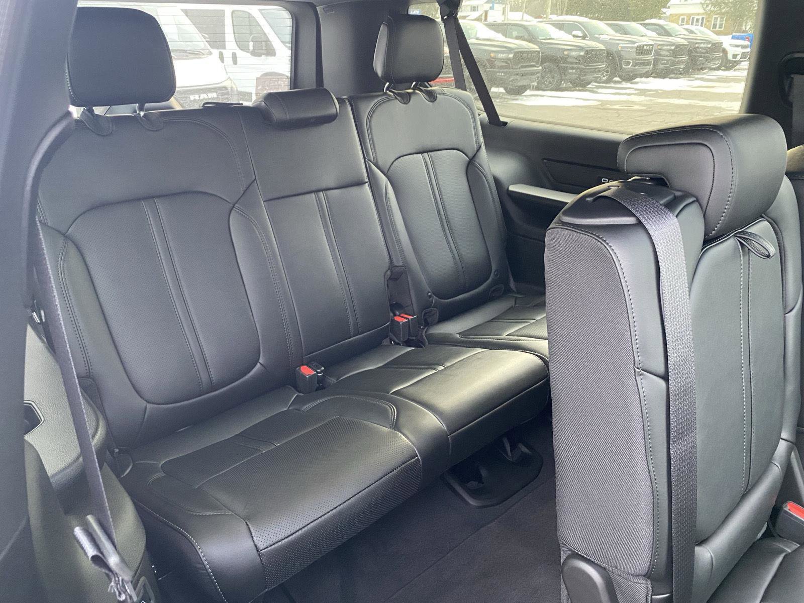 New 2026 Jeep Grand Wagoneer L Limited image 39