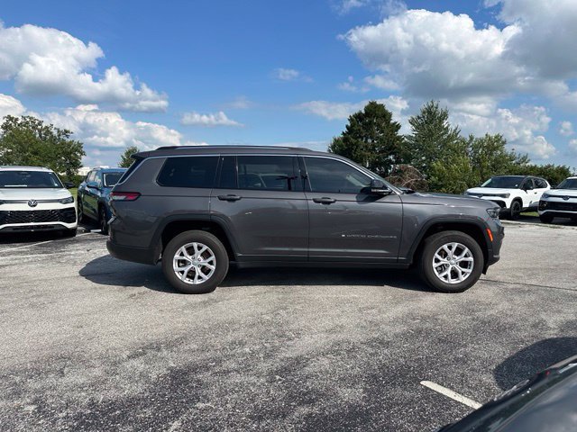 Used 2022 Jeep Grand Cherokee L Limited AWD/4WD image 8