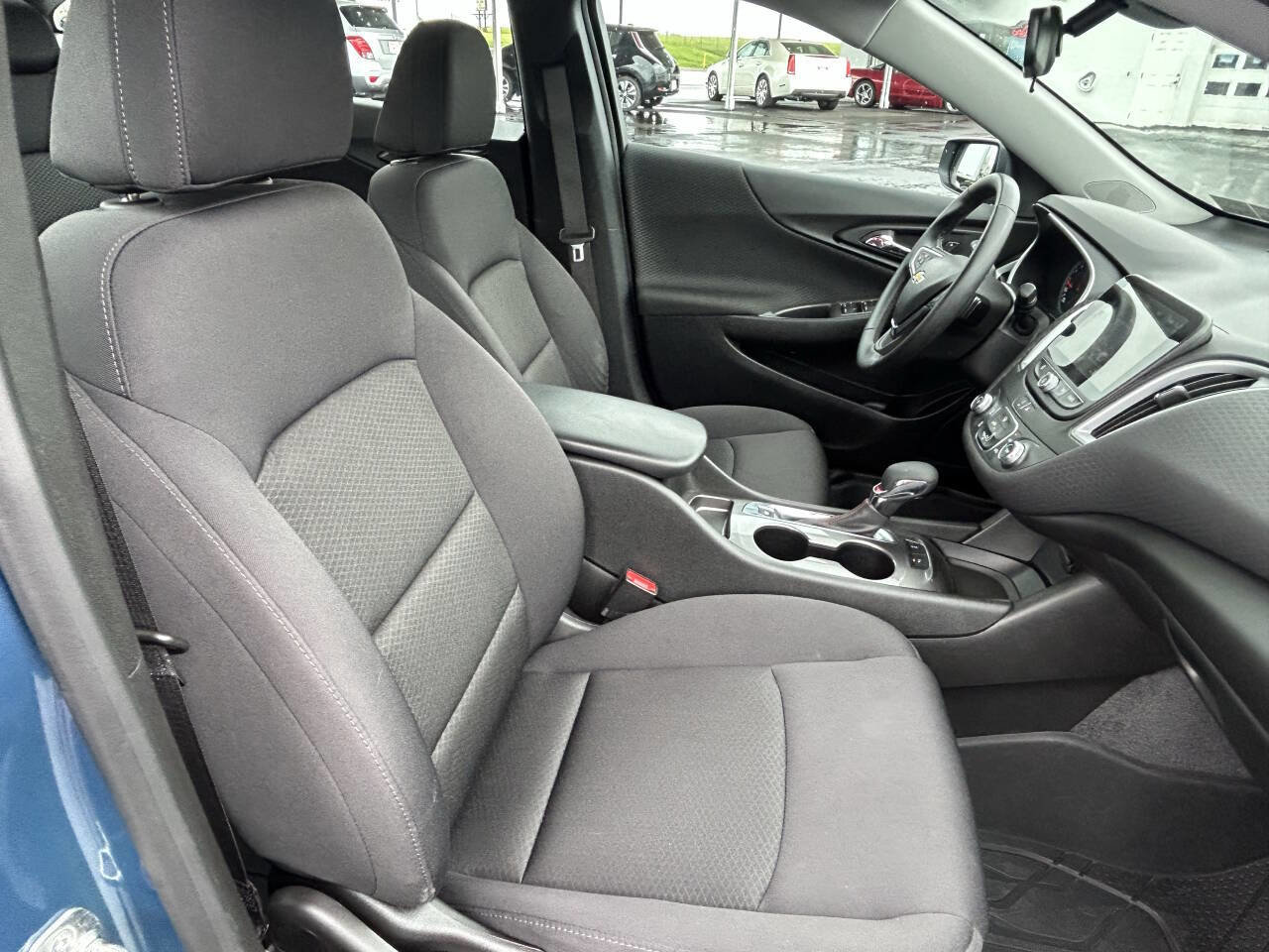 Used 2024 Chevrolet Malibu RS FWD image 13