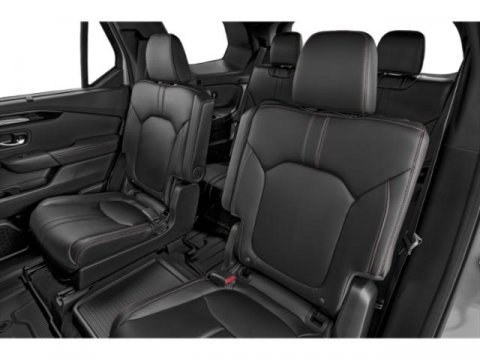 Certified 2025 Honda Pilot TrailSport image 13