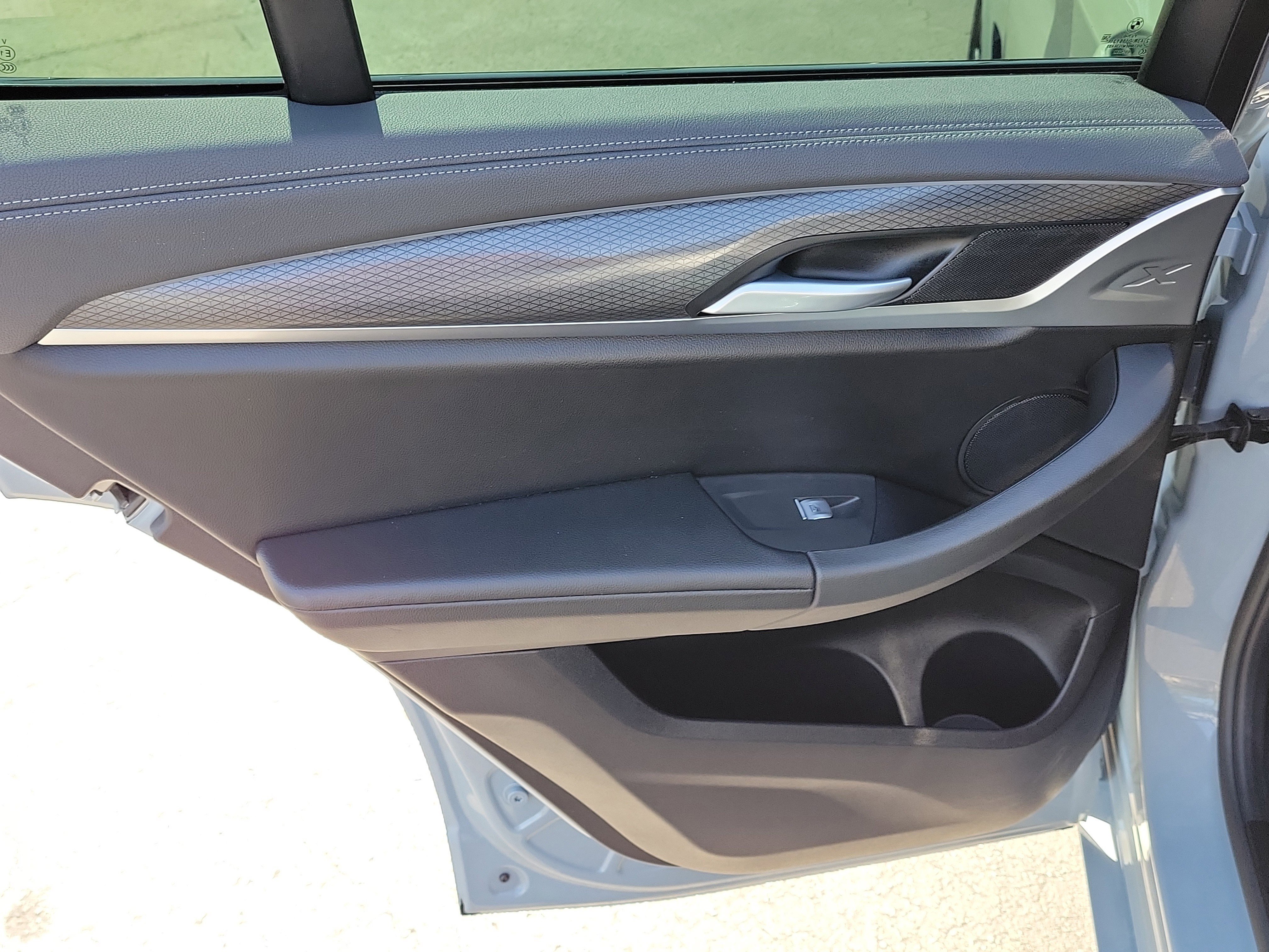Used 2022 BMW X3 M40i image 8