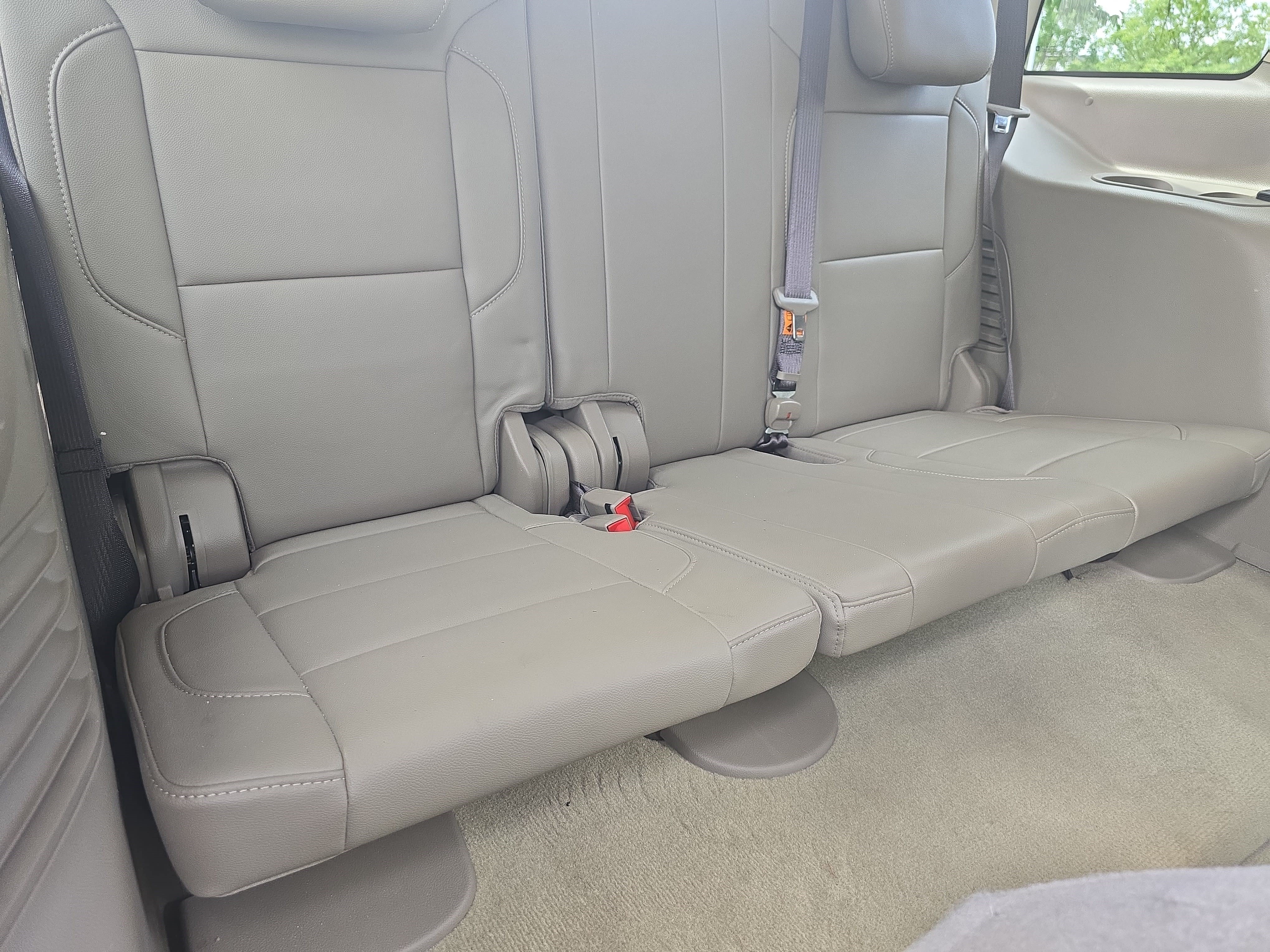 Used 2017 Chevrolet Tahoe LT AWD/4WD image 12