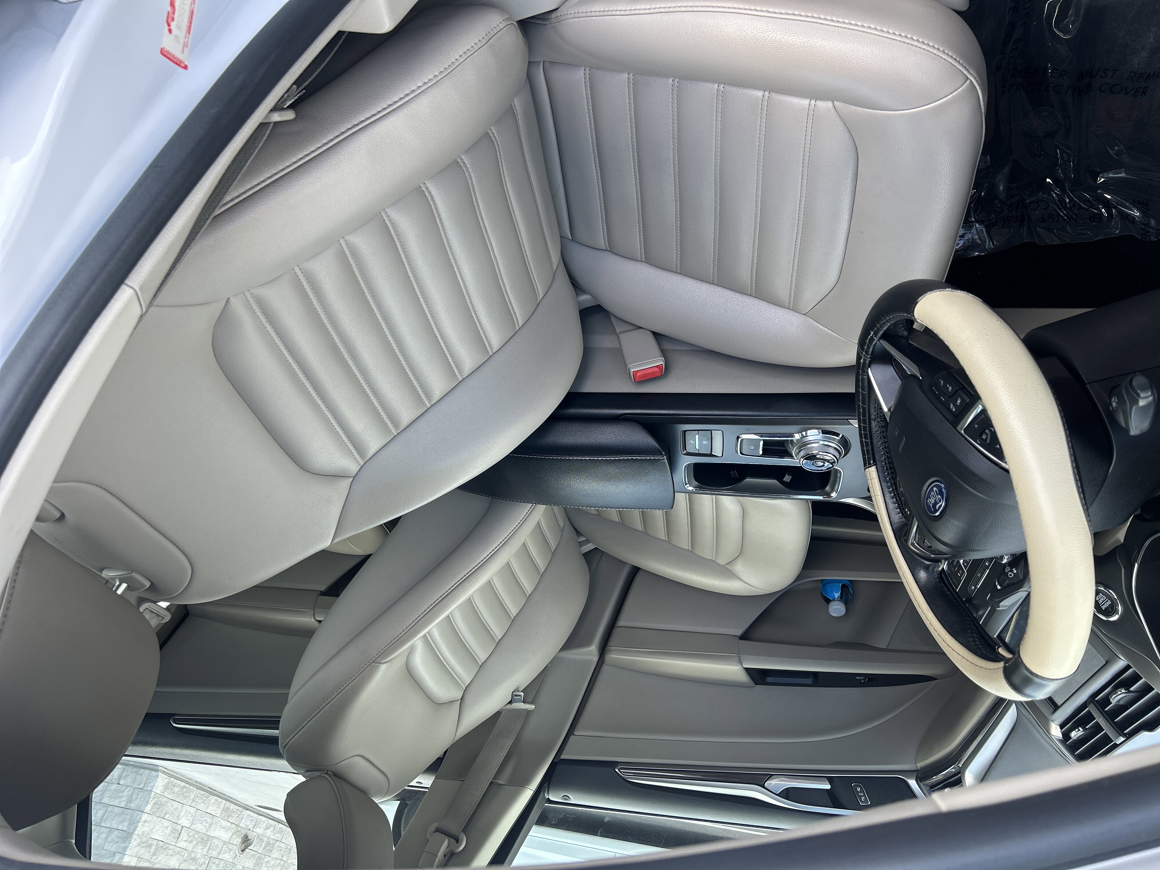 Used 2019 Ford Fusion SEL FWD image 26