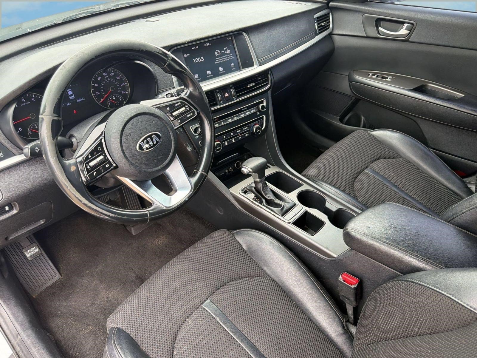 Used 2019 Kia Optima S w/ S Panoramic Sunroof Package FWD image 4