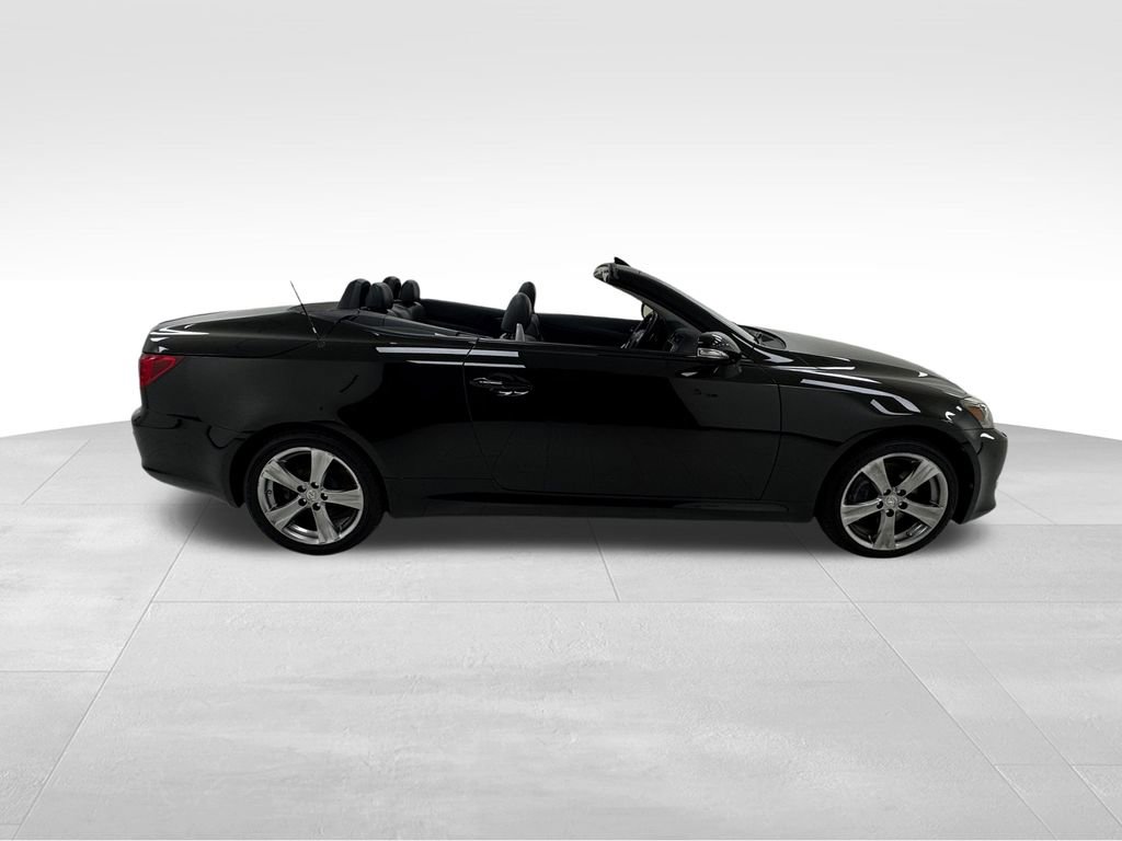 Used 2012 Lexus IS 350C image 8
