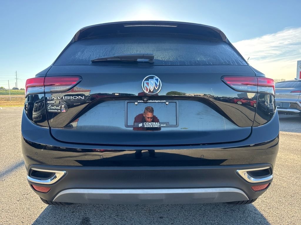 Used 2023 Buick Envision Essence image 5
