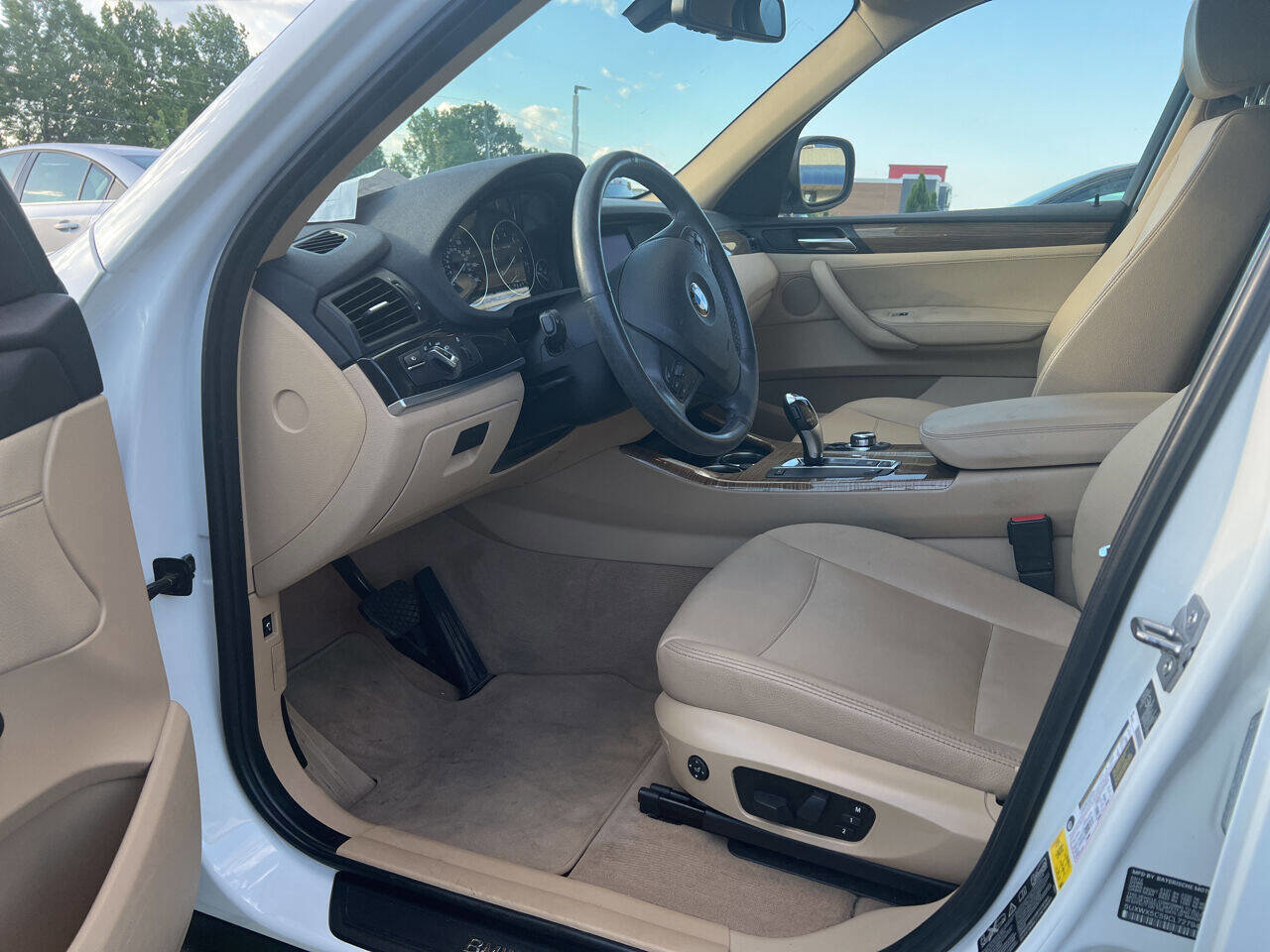 Used 2012 BMW X3 xDrive28i AWD/4WD image 8