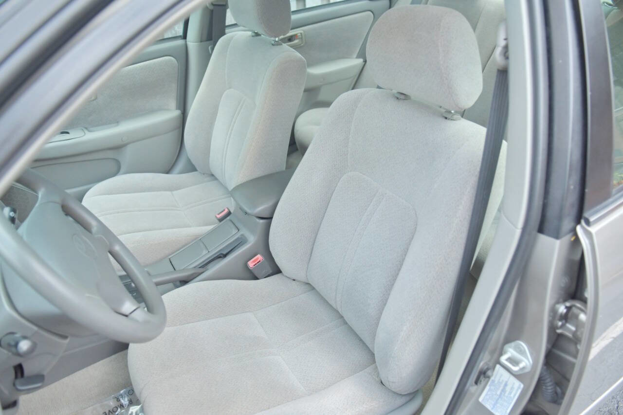 Used 2001 Toyota Camry XLE image 15