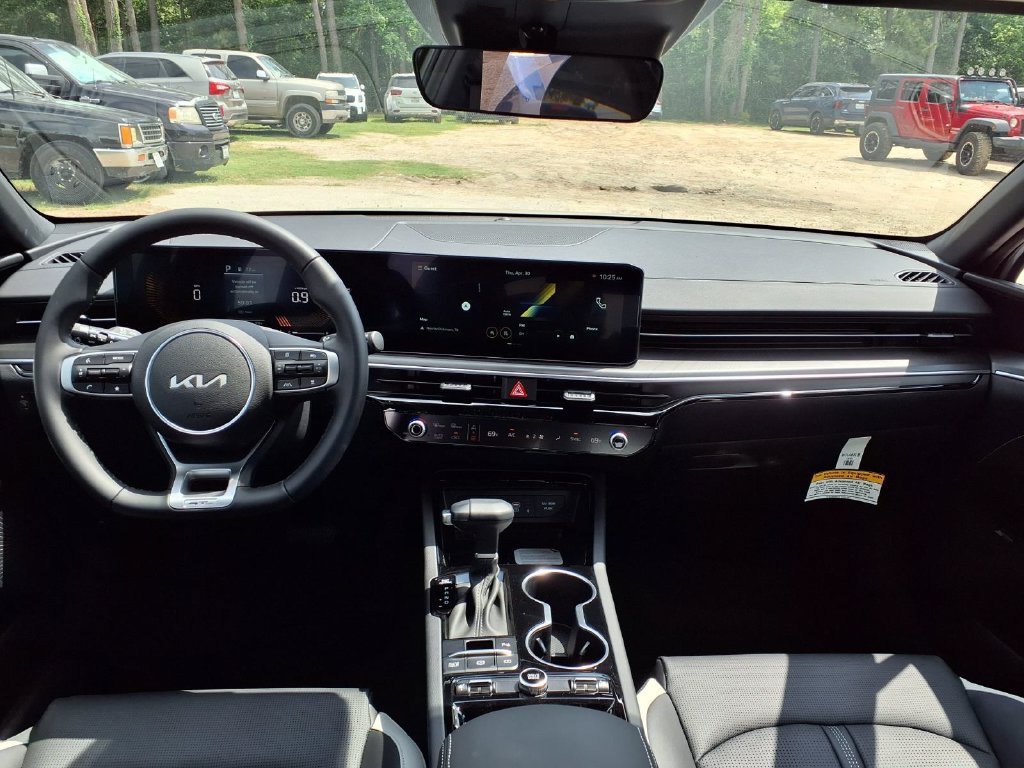 New 2026 Kia K5 GT-Line w/ GT-Line Premium Package FWD image 3