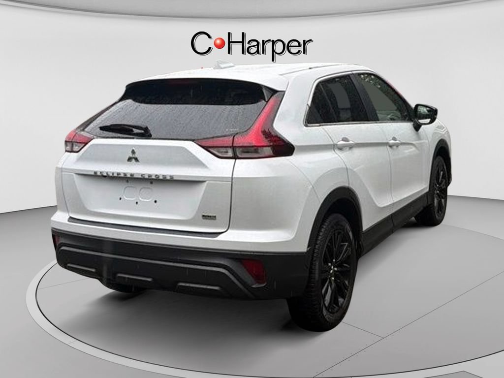 Used 2023 Mitsubishi Eclipse Cross LE AWD/4WD image 2